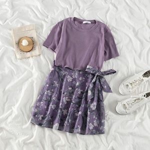 Set: Plain Short-Sleeve T-Shirt & Flower Printed Skirt